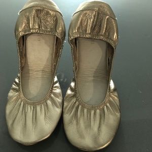 womens gold leather ballerina flats